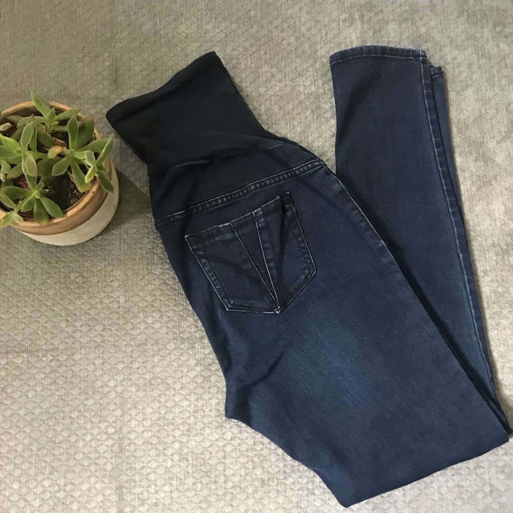 Indigo Blue maternity skinny jeans, size small